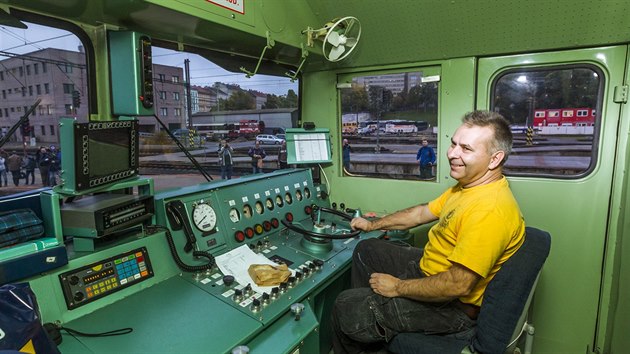 Kabina strojvdce motorov lokomotivy Kyklop (26. jna 2016)