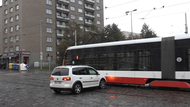 Testování provozu na křižovatce při vypnutých semaforech