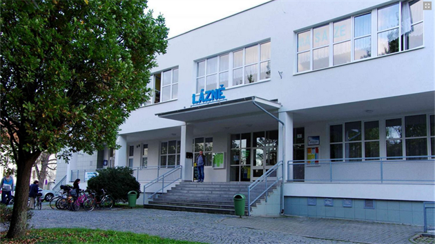 Více než půl století staré oblíbené prostějovské lázně mají před sebou zřejmě posledních pár let provozu.