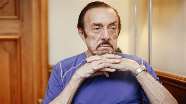 Americk psycholog Philip Zimbardo, proslaven mj. takzvanm Stanfordskm vzeskm experimentem (19. 10. 2016)