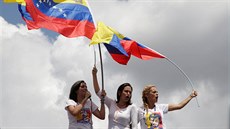 Demonstrace za odvolání venezuelského prezidenta Nicoláse Madura v Caracasu... Demonstrace za odvolání venezuelského prezidenta Nicoláse Madura v Caracasu...