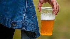 pivo, kelímek pivo, kelímek