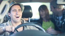 Automobilky se snaží zpříjemnit dobu strávenou v autě prostřednictvím... Automobilky se snaží zpříjemnit dobu strávenou v autě prostřednictvím...