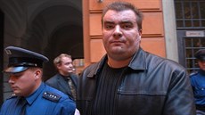 Alex Abadon dostal deset let vězení za napadení podnikatele v Brně. Alex Abadon dostal deset let vězení za napadení podnikatele v Brně.