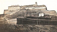 Špilberk hostinec přelom 19. a 20 století. Špilberk hostinec přelom 19. a 20 století.