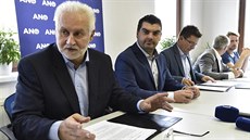 Zástupci vítzného hnutí ANO podepsali v Brn koaliní smlouvu pro Jihomoravský...