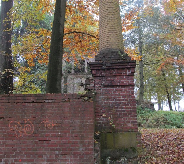 Stavba, která slouila jako kotelna pro vytápní mausolea.