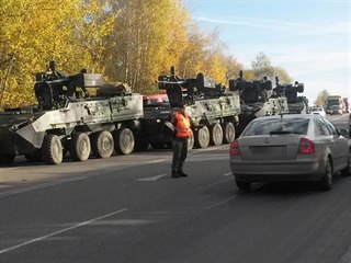 V Táboře se srazilo pět pandurů a auto.