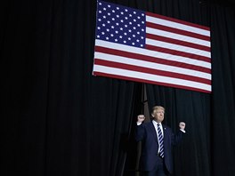 Donald Trump na poslednm mtinku v Grand Rapids (8. listopadu 2016)