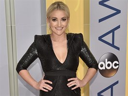 Jamie Lynn Spearsová na CMA Awards (Nashville, 2. listopadu 2016)