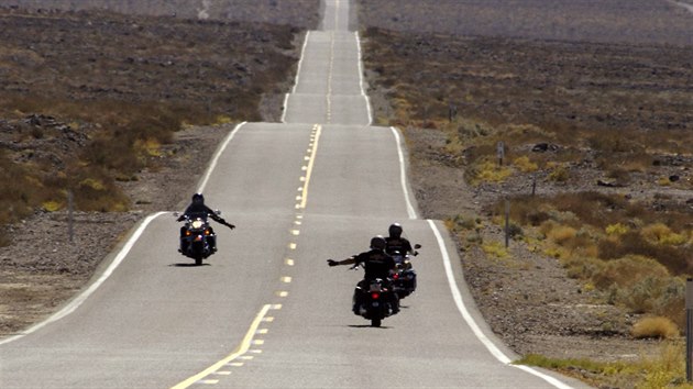 Legendrn americk silnice Route 66 je nyn rjem motork, cyklist, romantik nebo lid, kte nikam nespchaj.