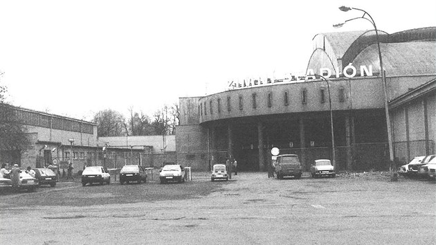 Jak se mnil hokejov stadion v eskch Budjovicch.