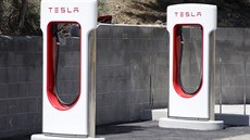 Superchargery - nabíjeky pro rychlé dobíjení automobilky Tesla