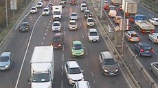 Výpadek elektřiny ve Strahovského tunelu způsobil v Praze dopravní kolaps. (8.... Výpadek elektřiny ve Strahovského tunelu způsobil v Praze dopravní kolaps. (8....