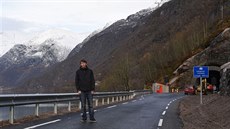 Pavel Bürgel pracuje nyní v Norsku. 1,5 kilometru dlouhý tunel a protilavinový... Pavel Bürgel pracuje nyní v Norsku. 1,5 kilometru dlouhý tunel a protilavinový...