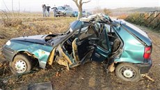 Smrtelná nehoda mezi obcemi Březová a Nivnice na Uherskobrodsku. Smrtelná nehoda mezi obcemi Březová a Nivnice na Uherskobrodsku.
