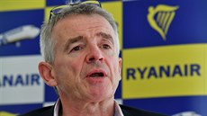 Generální ředitel irské nízkonákladové aerolinky Ryanair Michael O'Leary. Generální ředitel irské nízkonákladové aerolinky Ryanair Michael O'Leary.