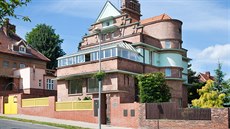 Vila tvůrce Ořechovky. Patřila architektovi Jaroslavu Vondrákovi a je v Západní... Vila tvůrce Ořechovky. Patřila architektovi Jaroslavu Vondrákovi a je v Západní...
