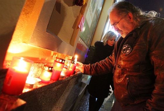 Vzpomínková akce na 17. listopadu u pamtní desky Jindicha Koneného u hlavní...