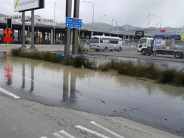 Nsledky zemtesen zaznamenal i ech Ondej Stavl (14. listopadu 2016)