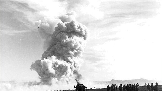 Jedin testovac vstel jadern munice z kanonu M65 se odehrl dne 25. kvtna 1953.