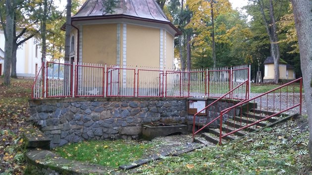 Svatoanensk pramen u Pohledu u tdny ani nekpl. dajn zzran voda se po 130 letech nkam ztratila.