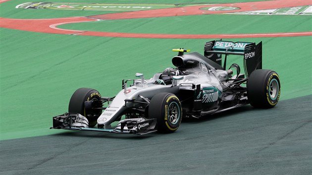 Nico Rosberg bhem kvalifikace na Velkou cenu Brazlie