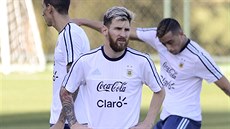 PED BRAZÍLIÍ. Lionel Messi bhem tréninku argentinské reprezentace ped...