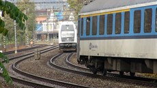 V železniční výhybně Praha-Vyšehrad vyjel posunovaný vlak proti osobnímu vlaku... V železniční výhybně Praha-Vyšehrad vyjel posunovaný vlak proti osobnímu vlaku...