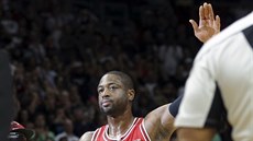 Dwyane Wade se vrátil do Miami už jako hráč Chicaga. Dwyane Wade se vrátil do Miami už jako hráč Chicaga.
