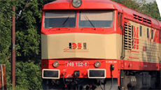 Lokomotiva řady 749 přezdívaná Bardotka v barvách českého nákladního dopravce... Lokomotiva řady 749 přezdívaná Bardotka v barvách českého nákladního dopravce...