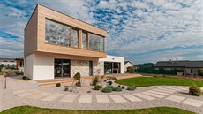 U moderních dřevostaveb vás už často ani nenapadne, o jaký typ stavby jde. U moderních dřevostaveb vás už často ani nenapadne, o jaký typ stavby jde.