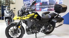 Suzuki V-Strom 250: Cestovní endurko dostalo atraktivní design s kulatým...