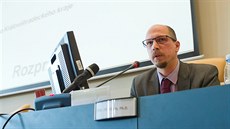Nový hejtman Královéhradeckého kraje Jiří Štěpán (CSSD). Nový hejtman Královéhradeckého kraje Jiří Štěpán (CSSD).