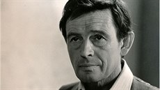 Karel Hlušička ve filmu Zatykač na královnu Karel Hlušička ve filmu Zatykač na královnu