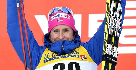 Norská bkyn na lyích Marit Björgenová vyhrála ve finské Ruce závod na 10 km...