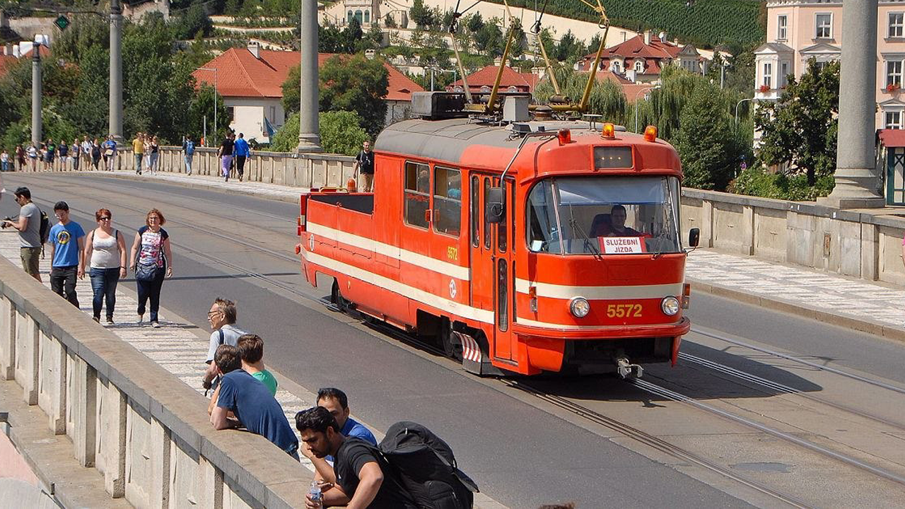 Mazací tramvaj