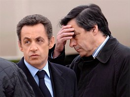 Tehdej prezident Nicolas Sarkozy a premir Franois Fillon na archivnm...
