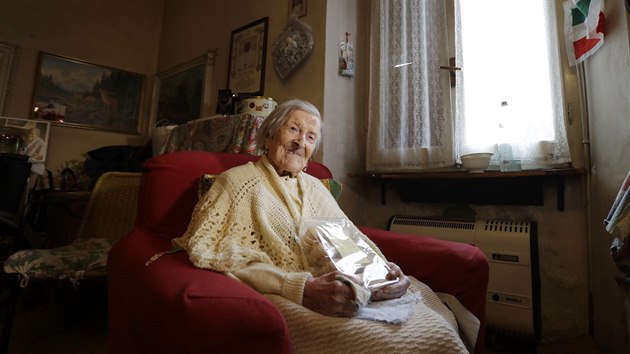 Italka Emma Moranov zemela ve vku 117 let. Po n se nejstar enou stala Violet Brownov z Jamajky (29. listopadu 2016).