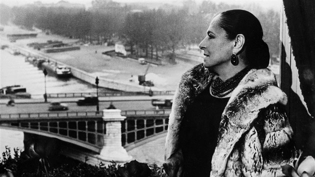 Helena Rubinsteinov ve svm paskm byt (1956)