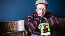 Irský spisovatel Kevin Barry se svou knihou U nás v Bohaně Irský spisovatel Kevin Barry se svou knihou U nás v Bohaně