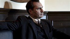Jiří Macháček jako Zdeněk Toman Jiří Macháček jako Zdeněk Toman