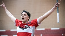 Pardubický florbalista Lukáš Gregor slaví gól. Pardubický florbalista Lukáš Gregor slaví gól.