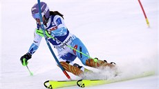 árka Strachová na trati slalomu v Killingtonu