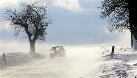 Snhové jazyky se mohou tvoit i v pátek a dalích dnech, ale budou mén asné, pedpovídají meteorologové. Ilustraní foto