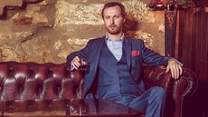 Umět odvést pozornost, mást, sugestivně navádět. To je základ práce mentalisty... Umět odvést pozornost, mást, sugestivně navádět. To je základ práce mentalisty...