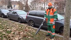 Deník Metro si vyrazil na ranní smnu do robárovy ulice, aby pomohl odklidit...