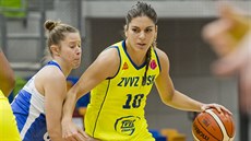 Meral Bedretdinová z Montpellieru brání, Marta Xargayová z USK vymýšlí, co s... Meral Bedretdinová z Montpellieru brání, Marta Xargayová z USK vymýšlí, co s...