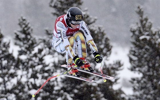 Ester Ledecká pi sjezdu v Lake Louise