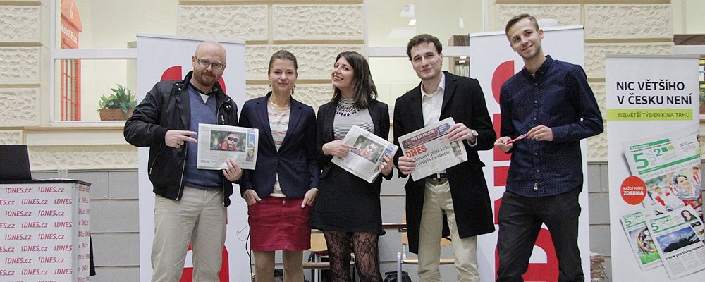 Lonští reprezentanti iDNES.cz a MF DNES na Multimediálním dnu FSS Masarykovy... Lonští reprezentanti iDNES.cz a MF DNES na Multimediálním dnu FSS Masarykovy...